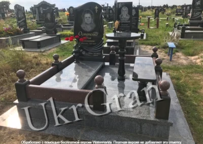 Alt ритуальний памятник