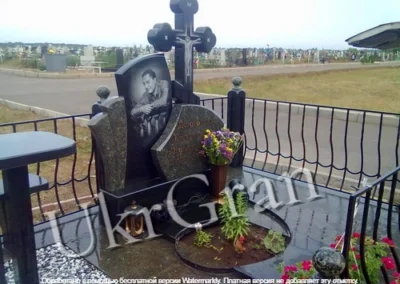 Alt ритуальний памятник