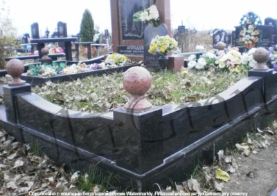 Alt гранітна огорожа